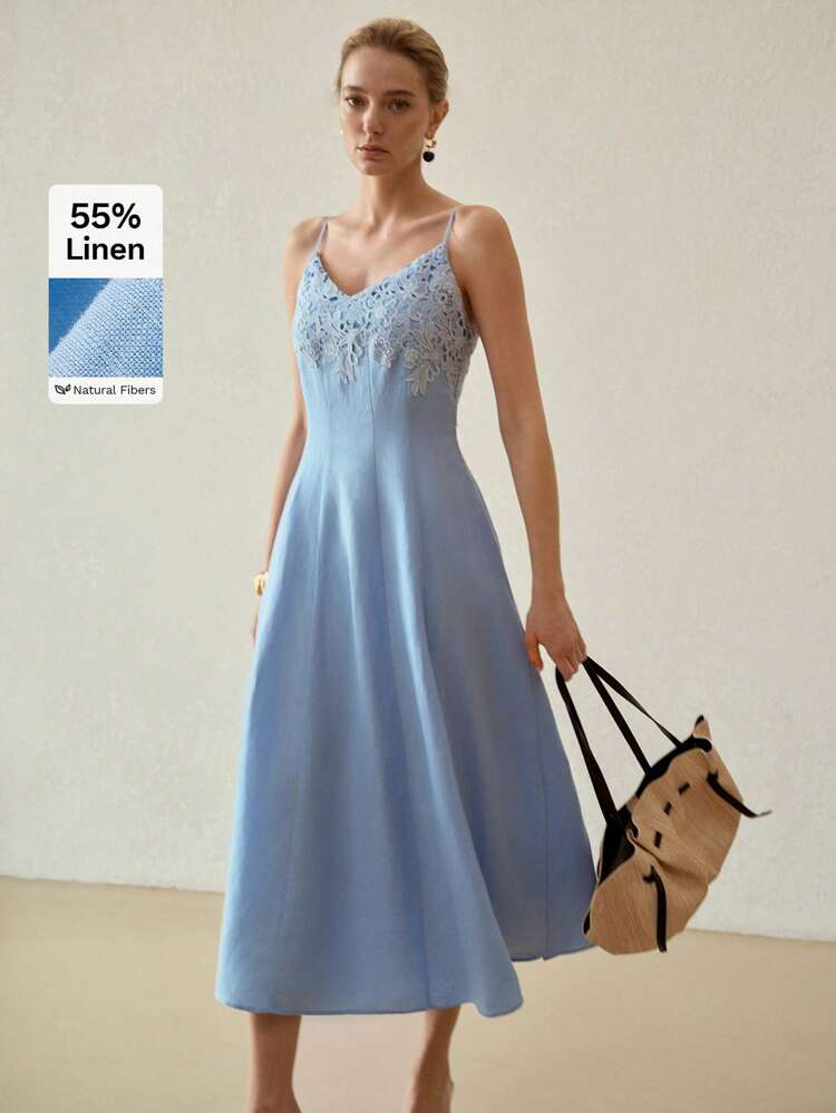 CONTRAST LACE PATCHWORK SLEEVELESS MID-CALF DRESSMotf