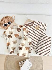 SHEIN 2件套泰迪熊棕色条纹宽松透气柔软舒适睡衣套装，适合男宝宝夏季穿着。