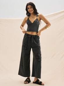 Easelle Women's Vintage Casual Black Distressed Garment Washed Patchwork Floral Wide Leg Cropped Pants, Spring/Summer - Black - View 4