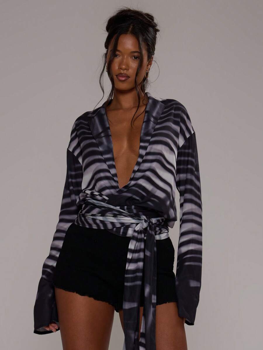 MUSERA Áo kiểu dài tay, cổ chữ V xẻ sâu, chất liệu chiffon, họa tiết, kiểu quấn eo, thích hợp cho kỳ nghỉ, du lịch, đi biển, phong cách boho lãng mạn, Ibiza, sang trọng, dự tiệc, kỳ nghỉ, áo dễ thương, áo gợi cảm, áo đi chơi, áo dự tiệc mùa thu, xuân, hè. - trắng - Xem 1