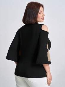 Chikora Plus Size Cut Out Shoulder Contrast Color Summer T-Shirt,Office - Khaki - View 2