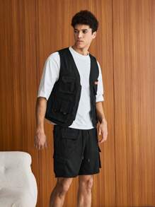 SWAVVY Men Flap Pocket Vest Jacket & Drawstring Waist Shorts