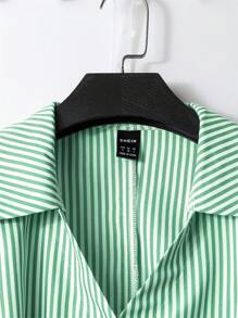 SHEIN LUNE 1pc Elegant Short Sleeve Striped Blouse, Slim Waist Puff Sleeve Top, Suitable For Women - Green - View 3