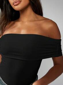 MISSGUIDED 露肩翻领 Bardot 紧身衣修身弹力塑身衣，非常适合俱乐部派对节日场合穿着 - 黑色 - 查看 6