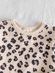 Cozy Pixies Baby Girls 2 Pieces Leopard Print Knit Soft Round Neck Short Sleeve Top And Elastic Waist Slim Fit Pants Pajama Set