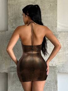 SHEIN SXY Vestido de tirantes finos con anillo de metal hueco decorativo en el cuello halter, sexy