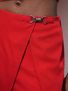Maija Women's Casual Red Metal Buckle Decor Short Skirt Pants, Simple Urban Chic Versatile Style - Red - View 3