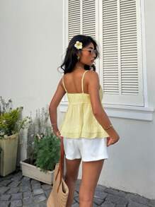 Sunnyshic 白色夏季优雅度假风胸前拼接刺绣修身黄色吊带背心 - 黃色 - 查看 2