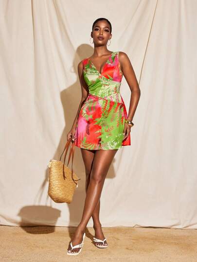 Eva Novielli 夏季热带印花缎面 V 领迷你连衣裙女式度假休闲优雅连衣裙
