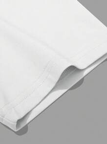 Manfinity LEGND 图案印花圆领休闲百搭短袖 T 恤，夏季