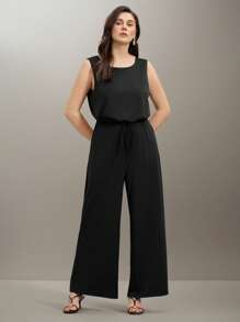 SHEIN Clasi Tuta estiva con chiusura lampo sulla schiena aperta, in maglia e pizzo, per taglie forti, stile streetwear popolare, in colore uniforme