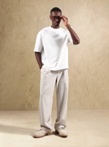 SUMWON Camiseta texturizada minimalista de firma premium, prenda básica atemporal y esencial para el armario, con corte oversize, de estilo callejero y con declaración - Blanco - Ver 3