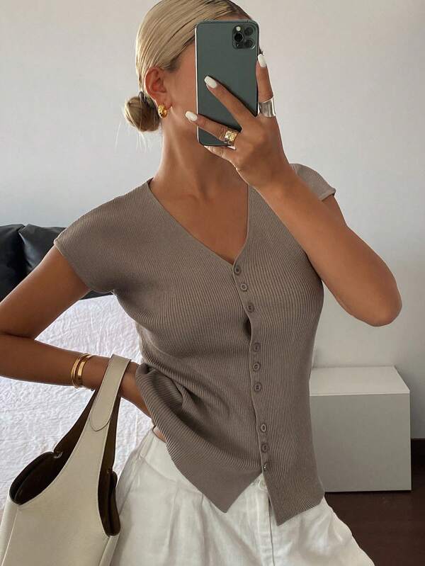 Livesso Women's Solid Color Fitted V-Neck Stretchy Lightweight Casual Top, Thin Cardigan For Summer