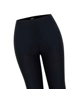 Swim Mulvari بنطلون طويل نسائي بتصميم ضيق وناقص حلقات الحزام، لون أحادي محافظ للعطلة