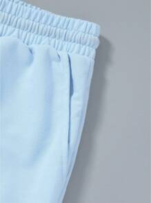 Aesthetic Post--Plus Size Men's USA Themed Sports Shorts. Wear These Patriotic Shorts To Show Your National Pride! The Blue Shorts With White Letters Showcase Team Spirit, While The "JAMES" And "6" Numbers Express Your Personalized. Made Of Comfortable Fabric Suitable For Various Sports Occasions. Whether It's Basketball Or Street Style, These Shorts Will Make You The Center Of Attention And Demonstrate Your Vitality And Style! - Blue - View 7