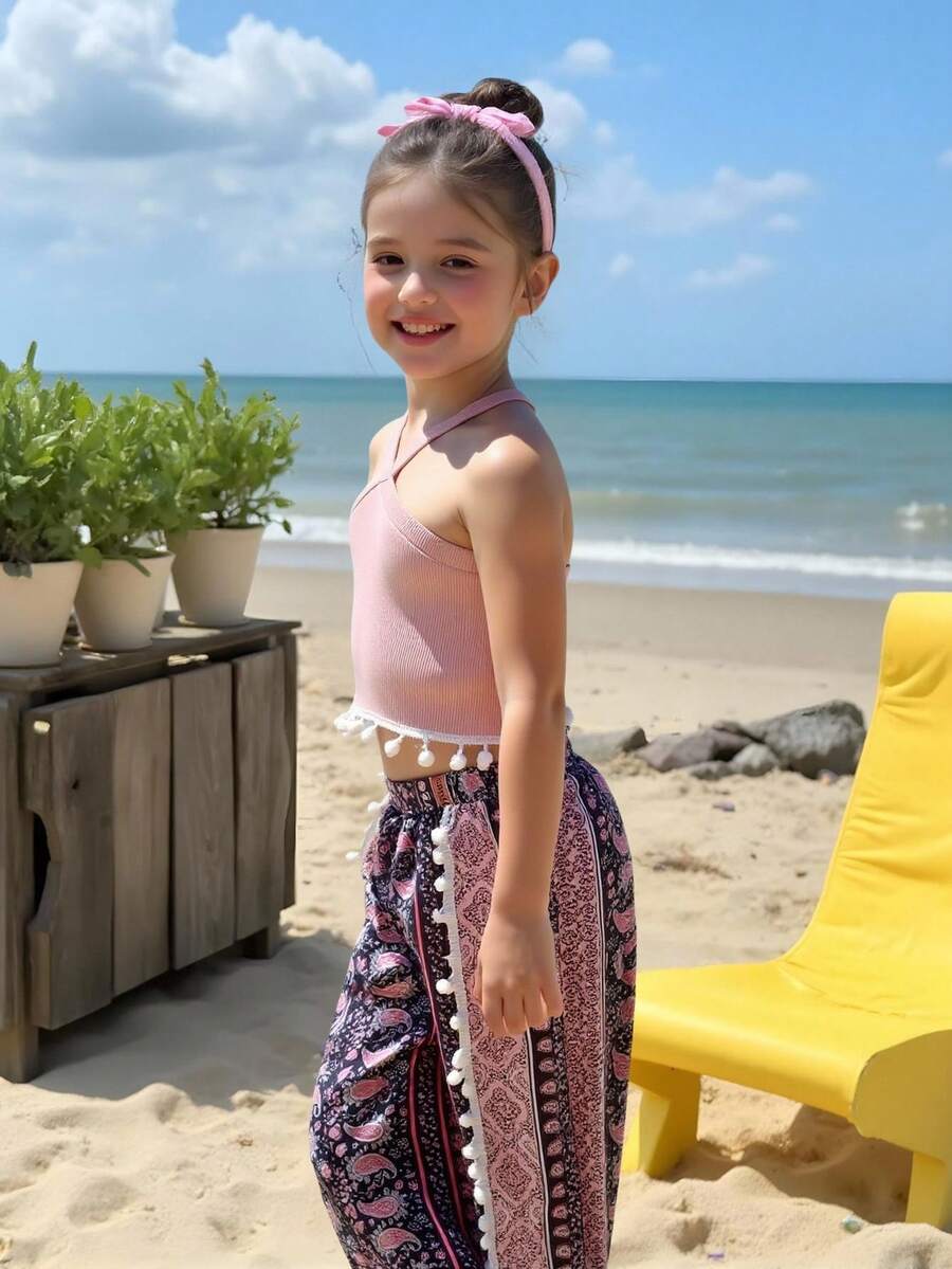 SHEIN Conjunto casual de vacaciones para niñas de 2 piezas con top halter estampado y volante
