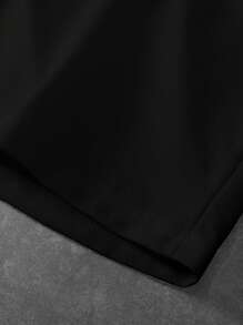 Manfinity LEGND Conjunto de camiseta casual y pantalones cortos para hombre, apropiado para el verano