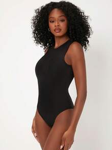 SHEIN BASICS Body tank ajustado de cuello redondo unicolor - Negro - Ver 5