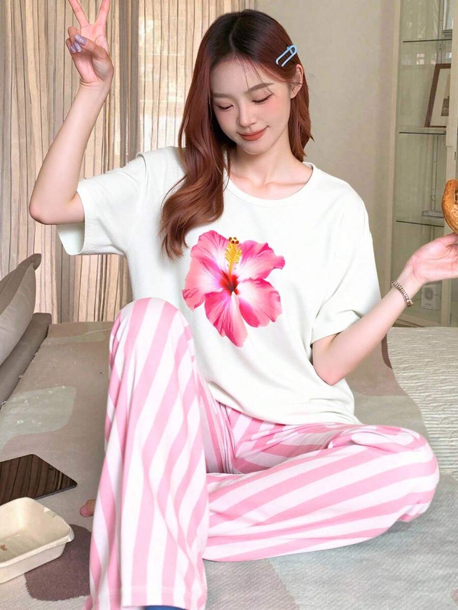 少女清新甜美花卉图案白色 T 恤搭配条纹慢跑裤，柔软针织面料休闲套装 - 粉色 - 查看 1