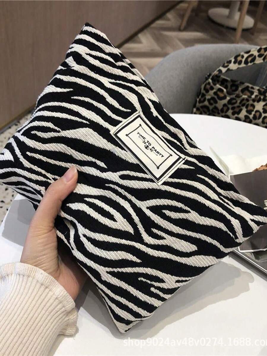 1pc Cosmetic Bags For Women Makeup Bag,Portable Zebra Patterned Cosmetics Bag,School Bag,Pen Holder,Large Capacity Purse Travel Toiletry Zipper Storage Pouch Make Up Brushes Organizer For Gifts,Bag For Makeup, Coins, Keys, And Cards, Women's Clutch For Travel (Black, Zebra) For Fall Home Decor Christmas For Holiday Gift Giving,Boho Vibes, Back To School - Black and White - View 1
