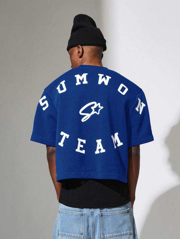 Klassisches Varsity Team Logo Heavyweight T-Shirt