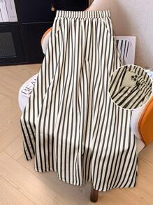 Franclia Fashionable Striped Casual Versatile A-Line Skirt Fall Cloth For Women - Black and White - View 2