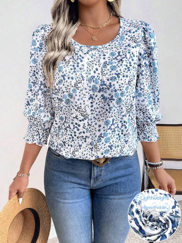 SHEIN LUNE Plus Size Women's Casual Fitted Round Neck Ditsy Floral 3/4 Sleeve Shirt