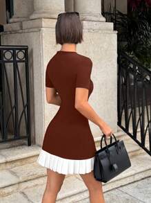 Siren Gaze 高腰百褶下摆拼布圆领百搭迷你连衣裙