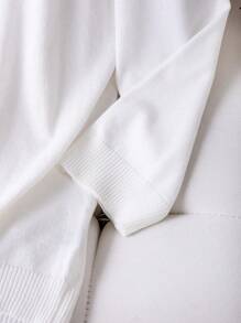 SHEIN LUNE Plus Size Solid Color Single-Breasted V-Neck Long Sleeve Casual White Cardigan - White - View 4