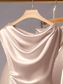 Franclia Women's Plain Simple Pleated Shirt - Khaki - View 5