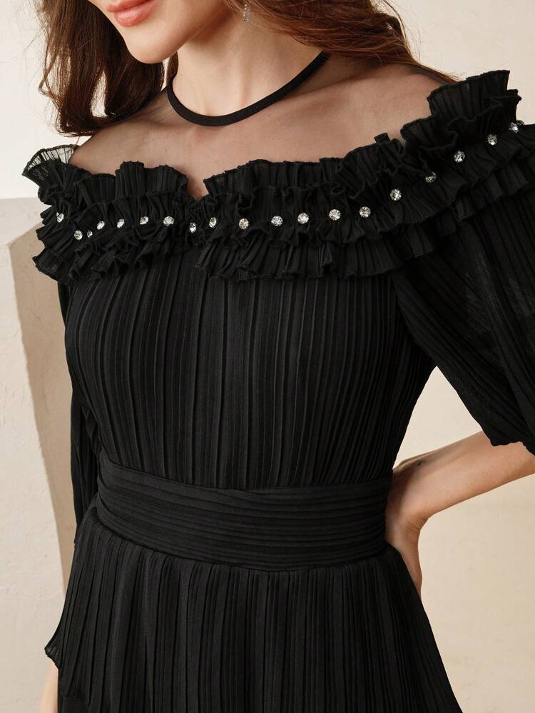 Women's Elegant Long Dress, Cinched Waist Design