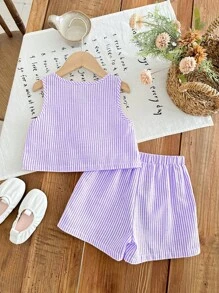 SHEIN Conjunto de 2 piezas de niña joven con top de cuello redondo de rayas tejido y shorts tejidos - Morado - Ver 2