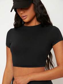 SHEIN BASICS 女款色假領短版上衣 - 黑色 - 查看 5