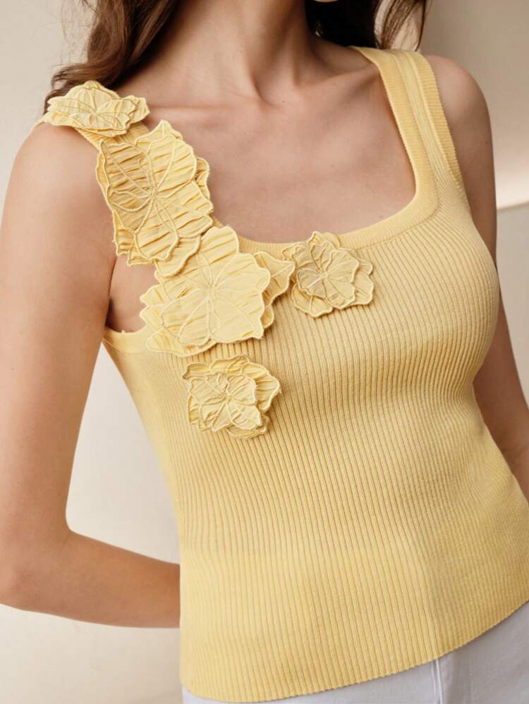 Women's Versatile Scoop Neck 3D Floral Pattern Tank Top, Butter Yellow, Summer