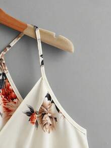 SHEIN Clasi Camisa de tirantes de verano con estampado floral y bajo a diferentes alturas - Multicolor - Ver 3