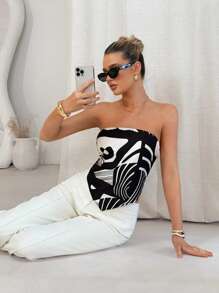 SHEIN Clasi Damska bluzka typu bandeau z nadrukiem patchworkowym, asymetrycznym dołem, z odkrytymi plecami i węzłem, na co dzień, do pracy, do biura, do pracy, do pracy, do pracy, do pracy, do pracy, do pracy, do pracy, do pracy, do pracy, do szkoły, do szkoły, do szkoły, do pracy ... - Czarne i Białe - Zobacz 5