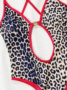 Swim Vcay Swim SXY Women Leopard Print Contrast Trim Plunge Neck Cross Back Metal Floral Decor Sexy Beach One-Piece Swimsuit For Summer Beach Vacation