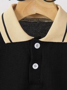 SHEIN Playful Pals 嬰兒男童黑色 Polo 衫 華夫格面料 短袖休閒上衣 夏季職業日返校穿搭 復古純棉幼童翻領鈕扣開襟衫 - 黑色 - 查看 4