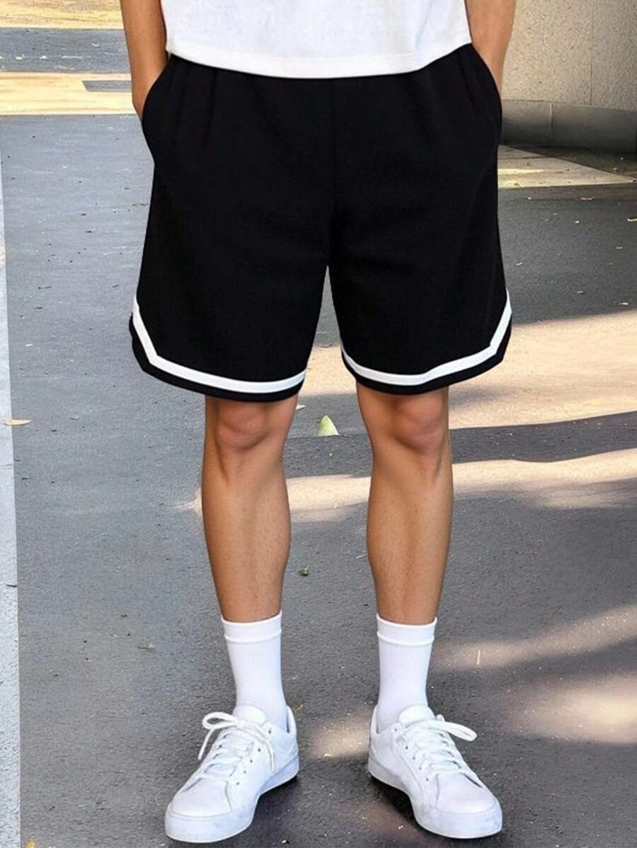 SHEIN Leap Crew 青少年男孩休闲街头时尚舒适网眼装饰纯色篮球短裤，适合通勤、上学、日常休闲、旅行、运动、春夏季