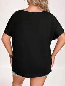 SHEIN LUNE 夏季大码女式圆领拼色蝙蝠袖短袖 T 恤 - 綠色 - 查看 2