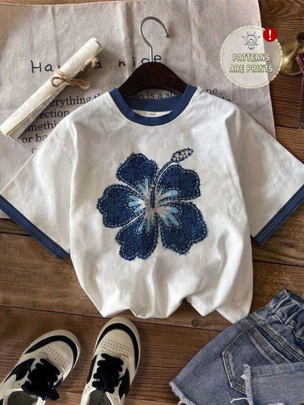 SHEIN EZwear Casual Minimalist Round Neck Blue Floral Print Cute Short Sleeve Loose Fit T-Shirt For Women, Suitable For Summer, Beach Vacation, Graduation Season, Y2K Style Hibiscus Shirt Flower Shirt Cute Short Sleeve Tops Summer Casual Tops