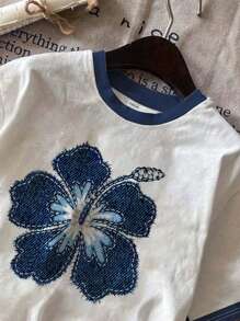 SHEIN EZwear Áo thun tay ngắn cổ tròn in họa tiết hoa màu xanh đơn giản, dễ thương, rộng rãi dành cho nữ, phù hợp cho mùa hè, kỳ nghỉ ở bãi biển, mùa tốt nghiệp, phong cách Y2K - Nhiều màu - Xem 4