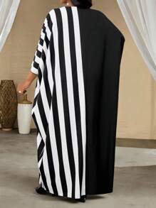 SHEIN Lady Spring And Summer Elegant Commuting Office Casual Boho Black And White Woven V Neck Split Batwing Sleeve Tunic Dress Kaftan Dress Long Quarter Sleeves Plus Size Dresses Plus Size Abayas Elegant Women Dresses Classy Outfits Modest Dress Abaya Dress Women Clothing Summer Vacation Dress Vacation Summer Outfits For Women Summer Dresses For Women Vacation Outfits Women - Black and White - View 2