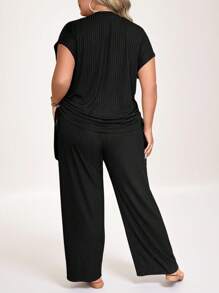 SHEIN LUNE Plus Drawstring Side Batwing Sleeve Tee & Wide Leg Trousers - Black - View 2