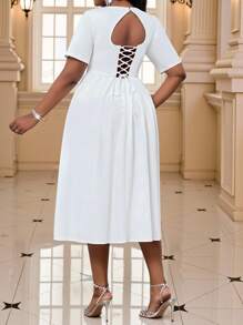 SHEIN Lady Spring And Summer Elegant Commuting Office White Knitted Scoop Neck Flared Corset Criss Cross Cut Out Boned Midi Short Sleeve Plus Size Dresses Office Dresses White Dresses Summer Outfits For Women Summer Dresses For Women White Dresses Classy Elegant - White - View 2