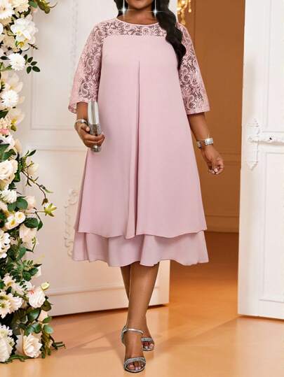SHEIN Lady فساتين فخمة للربيع والصيف للارتداء في المكتب والحفلات والمناسبات الرسمية والأعراس، قماش شيفون منسوج باللون الوردي مع تصميم ياقة دائرية وفيض أسفل السترة وأكمام طول ثلاثة أرباع، تفصيل دانتيل متباين، مقاسات كبيرة، ملائمة لحفلات عيد الميلاد والمناسبات والملابس الكنسية والمكتبية