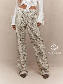 MISSGUIDED Schlangenmuster Weite Bein Jeans mit langem ausgestelltem Saum, Modische Hose im Western Stil für Winter, Statement Piece für Party, Club und Festival