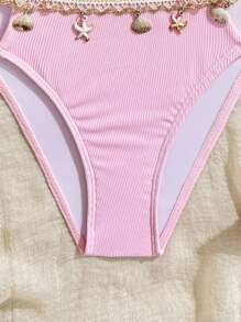 Ensemble de bikini pour préadolescentes, en tissu rose clair spécial, avec décoration de coquillage, design ras-du-cou, élégant et gracieux, idéal pour les vacances