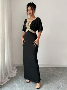 Chiquease 女士优雅修身蕾丝边镂空连衣裙 - 黑色 - 查看 3