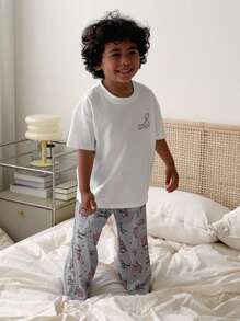 DAZY Young Boy Cartoon Bear & Letter Print Drop Shoulder Loose T-Shirt And Wide Leg Loose Pants Pajama Set, Summer